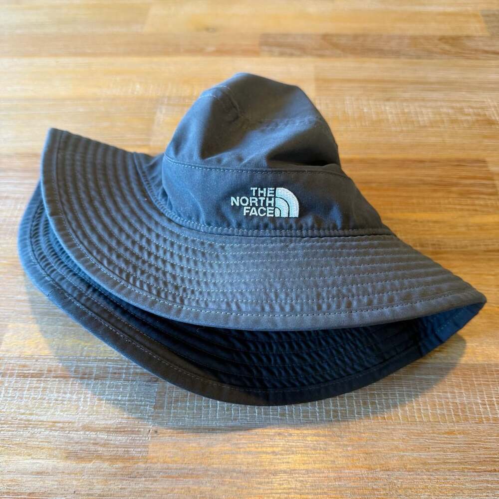 The North Face Youth Class V Brimmer Hat Size S Gray Sun Bucket Hiking Cap Kids